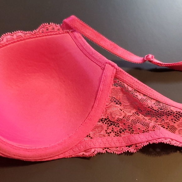 Hot pink Victoria's Secret Bra - Sz 34C - Picture 9 of 11